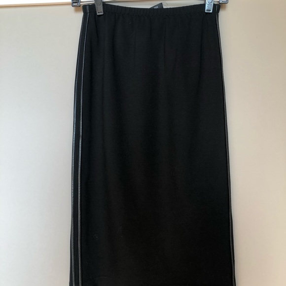 Italian stretch wool pencil skirt - Picture 5 of 6